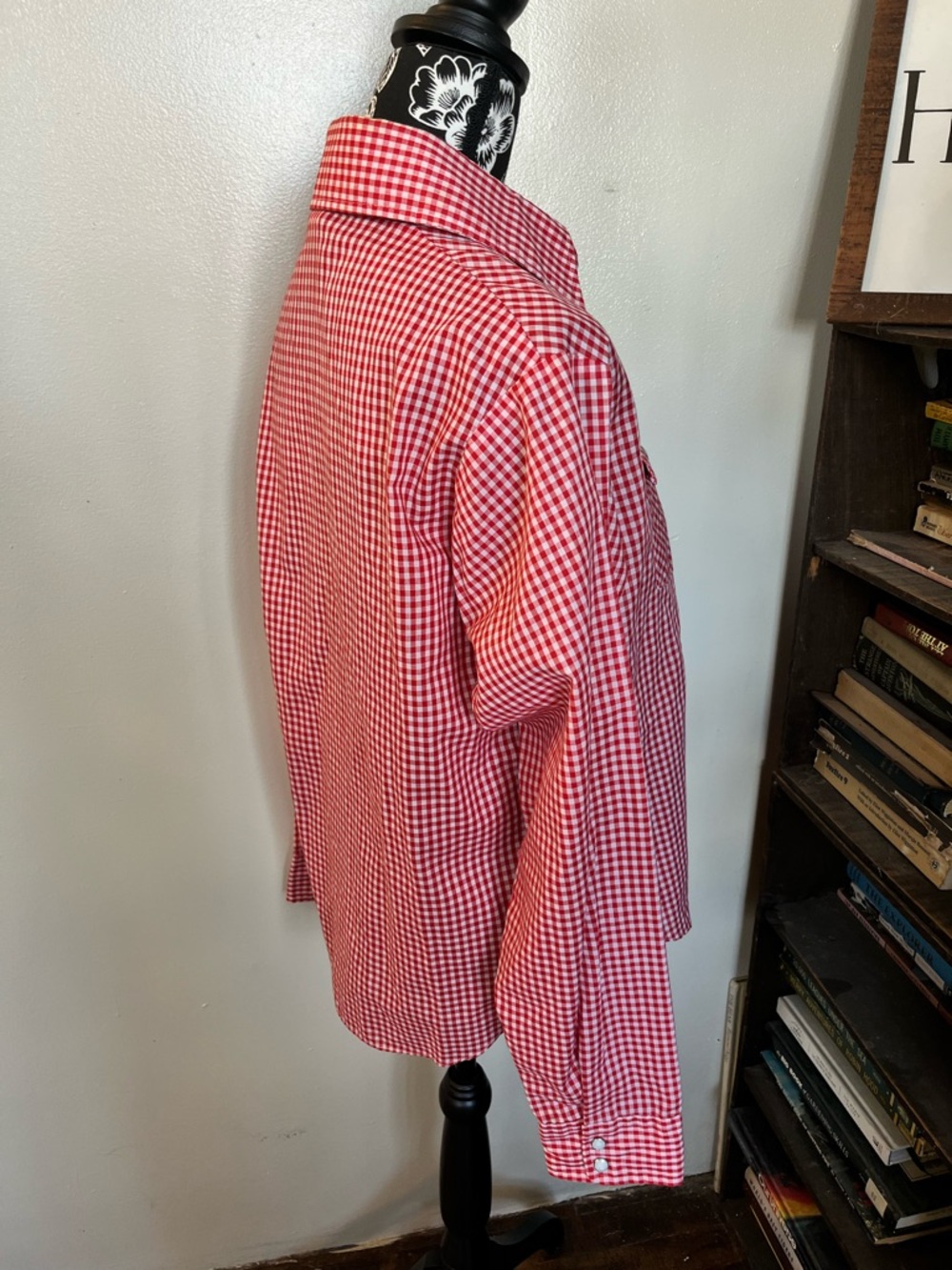 Levi’s Red Gingham Western Button-Up Shirt - Picture 5 of 7